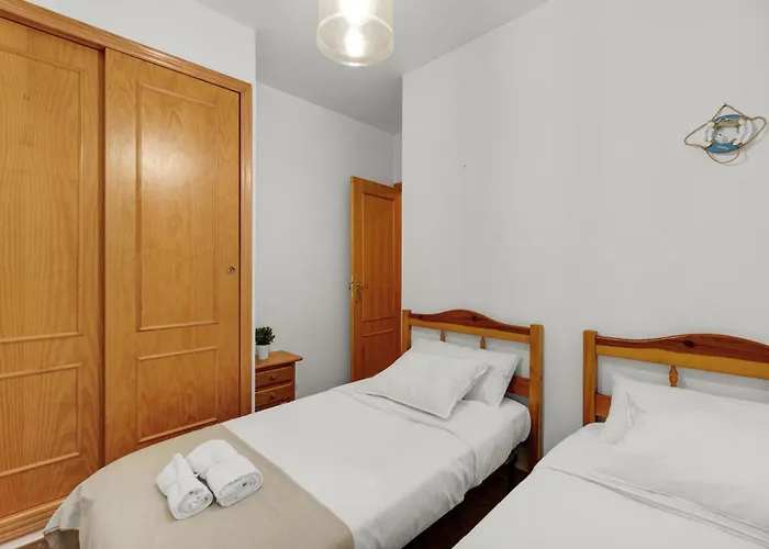 Apartment A Spacious And Cozy Apartment. *